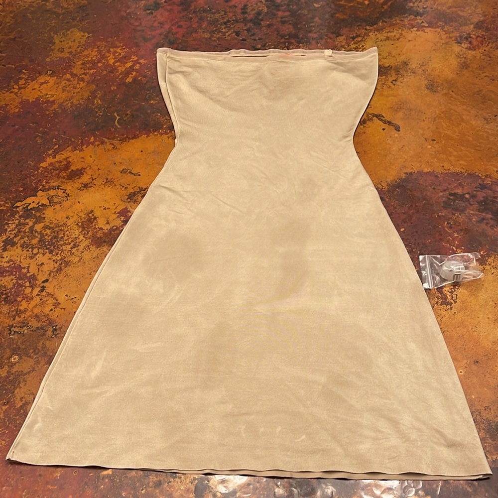 Spanx Simplicity Strapless Slip With Convertible … - image 2